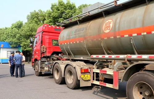 嚴管重罰，湘潭市道路運輸管理處推進隱患清零的集裝箱道路運輸管理方法